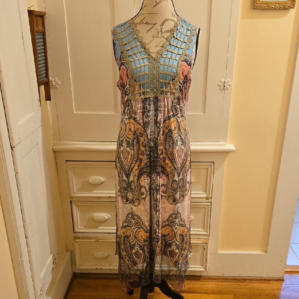 World Unity multi colored paisley print dress Sz M 🎁